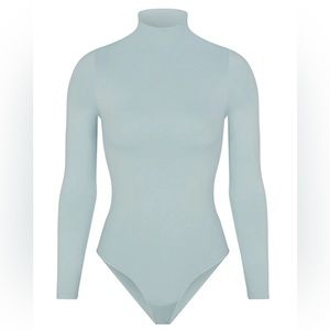 Skins Essential Mock Neck Long Sleeve Bodysuit